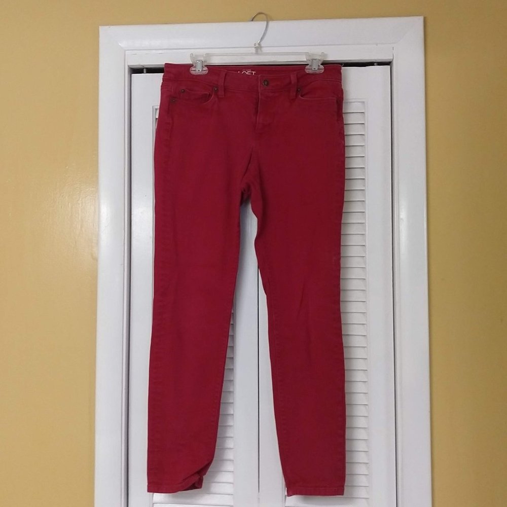Size 8 Modern Skinny Ann Taylor Fuschia Jeans